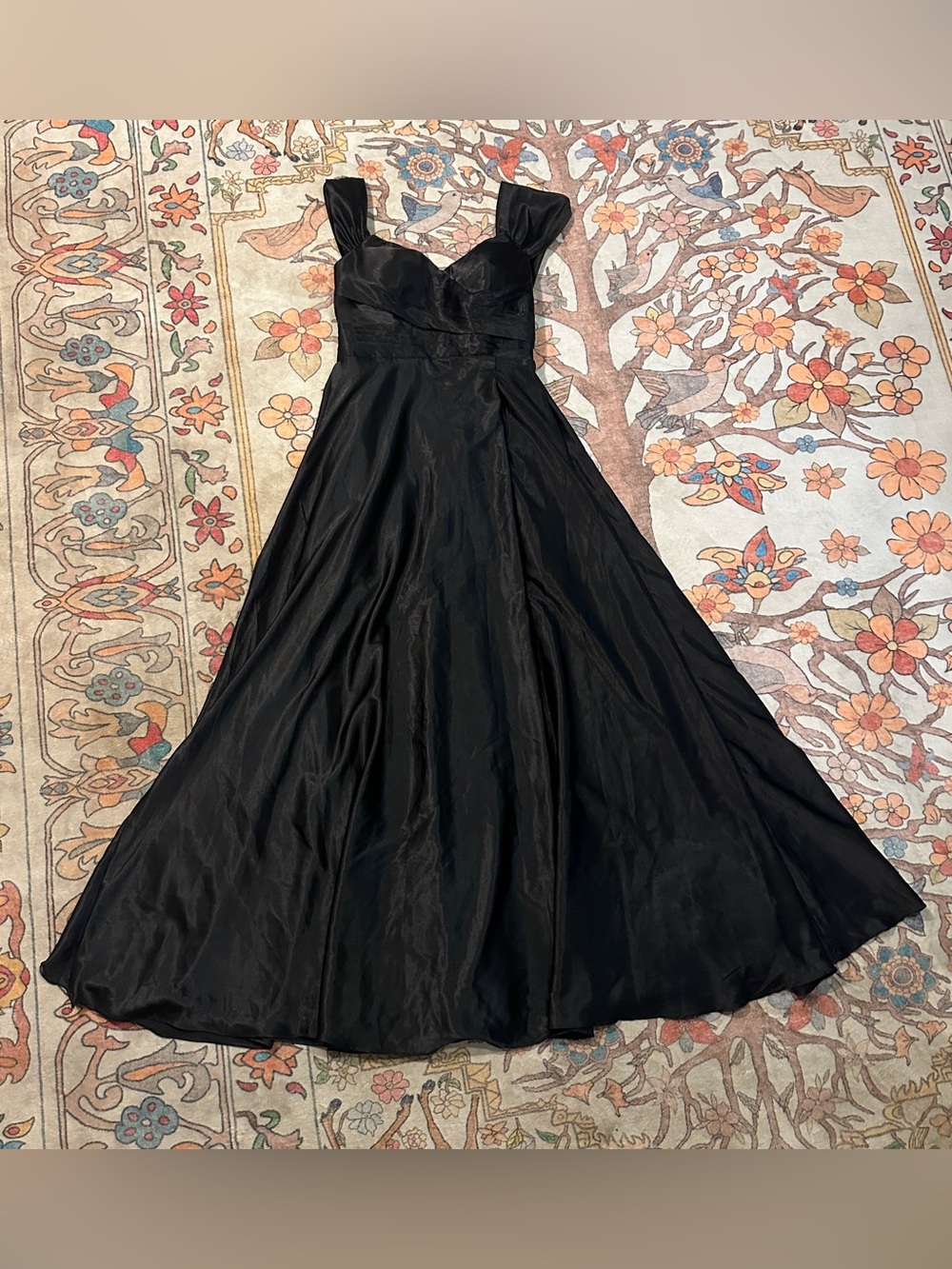 Vintage Black Maxi Dress with Sweetheart Bodice (With no back corset string)